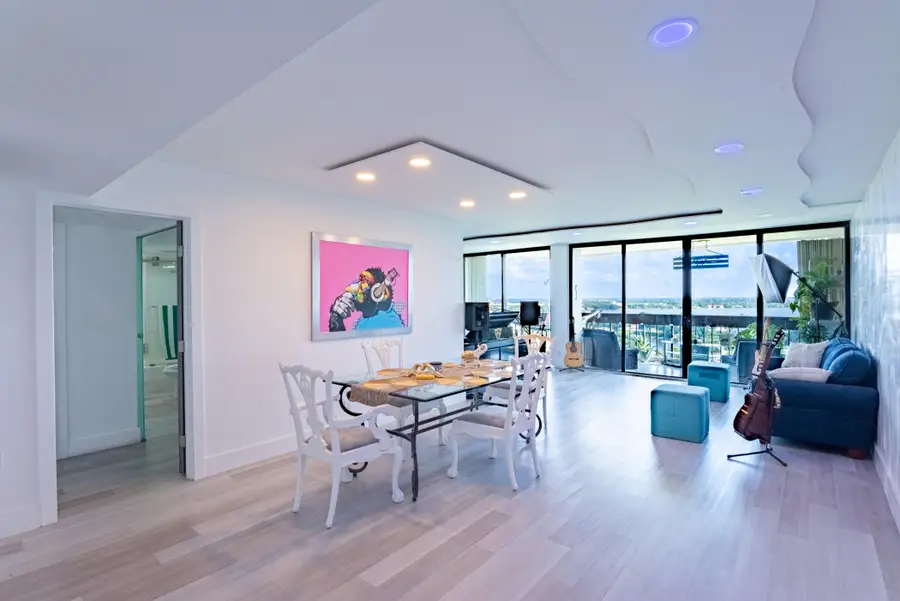 2000 Presidential Way #1401, West Palm Beach, FL 33401 - #3