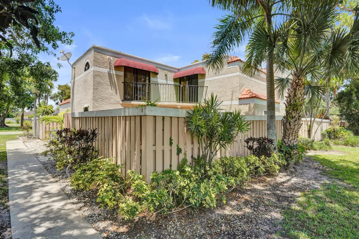4260 Village Drive #D, Delray Beach, FL 33445 - #1