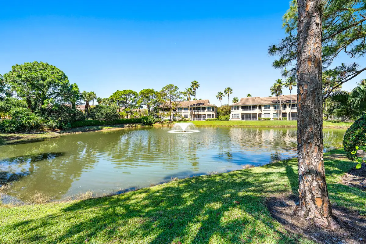 120 Legendary Circle, Palm Beach Gardens, FL 33418 - #1