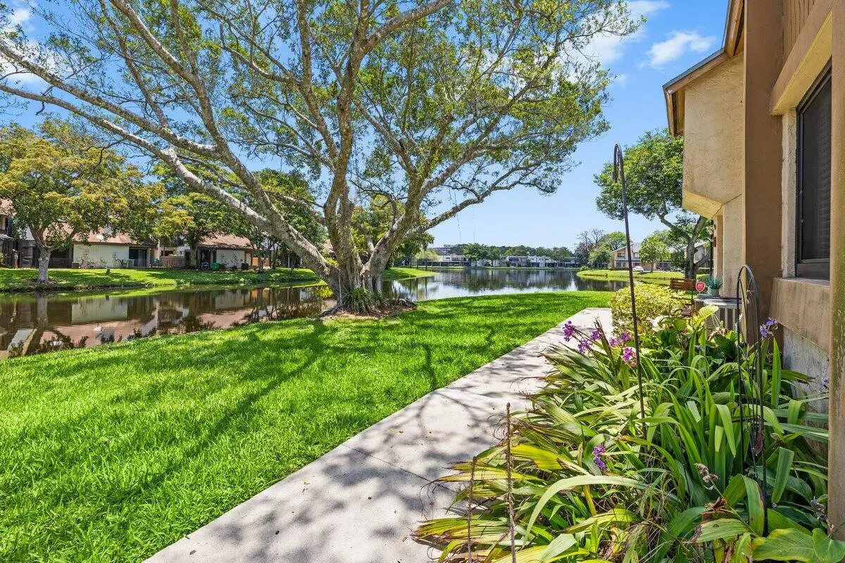 28 Wimbledon Lake Drive #222, Plantation, FL 33324 - #1