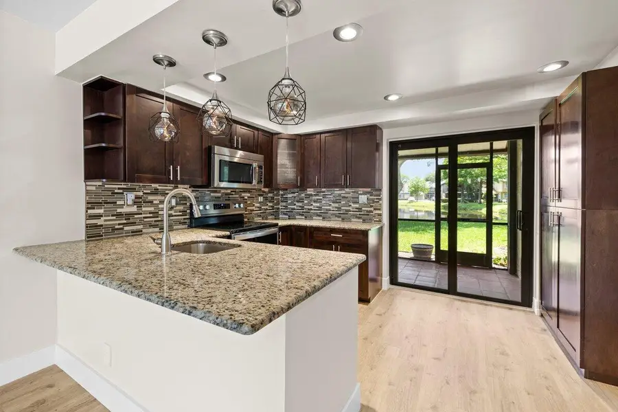 28 Wimbledon Lake Drive #222, Plantation, FL 33324 - #2