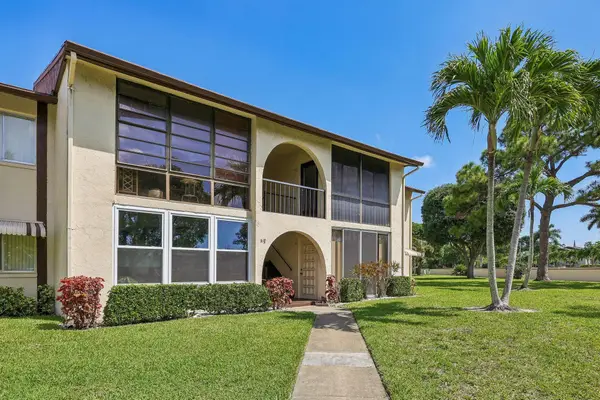 5773 La Paseos Drive #D-2, Greenacres, FL 33463