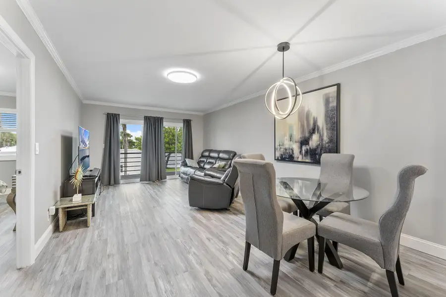 118 Lake Constance Drive, West Palm Beach, FL 33411 - #2