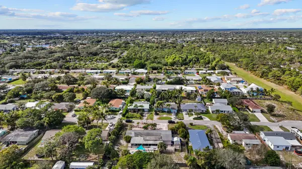 18989 SE Hillcrest Drive, Jupiter, FL 33469