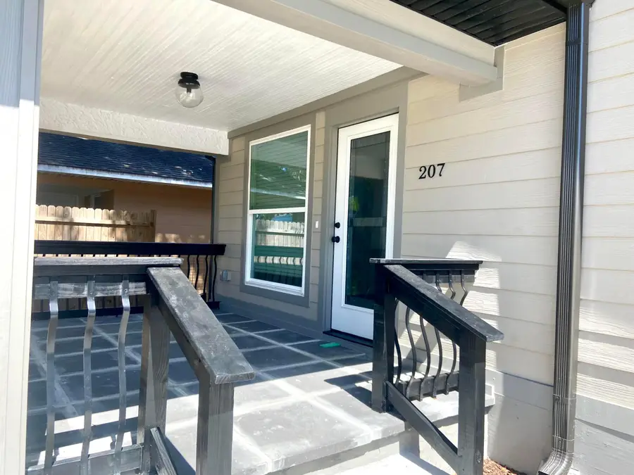 207 Ave E Se, Winter Haven, FL 33880 - #3