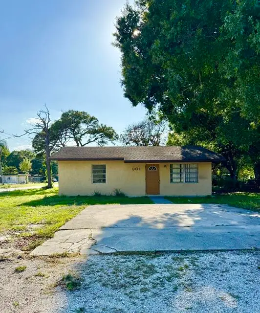301 N 20th Street, Fort Pierce, FL 34950 - #3