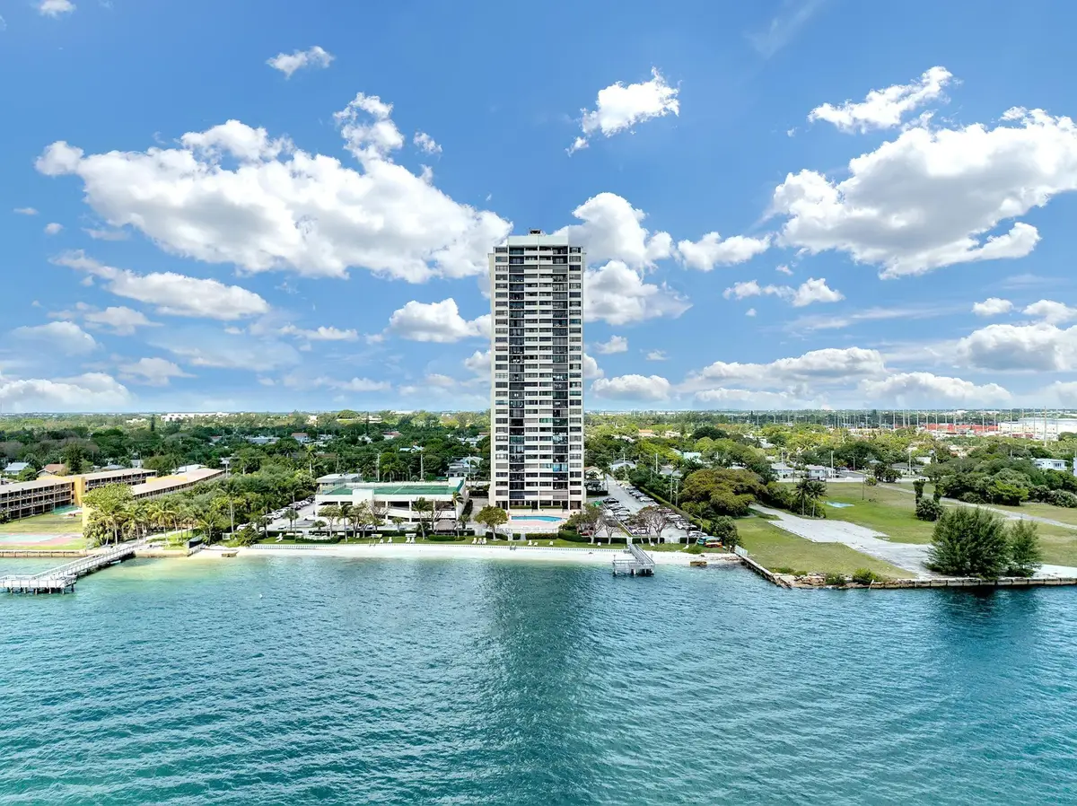 5600 N Flagler Drive #1605, West Palm Beach, FL 33407 - #1
