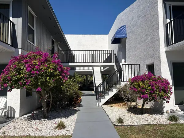 1180 Carlton Court #207, Fort Pierce, FL 34949