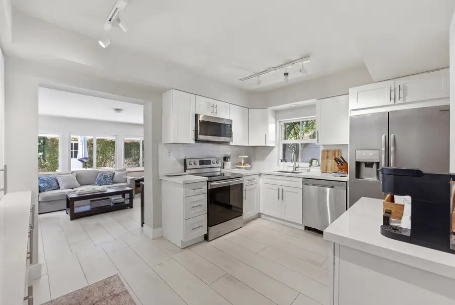 1020 SW 18th Court, Fort Lauderdale, FL 33315 - #3