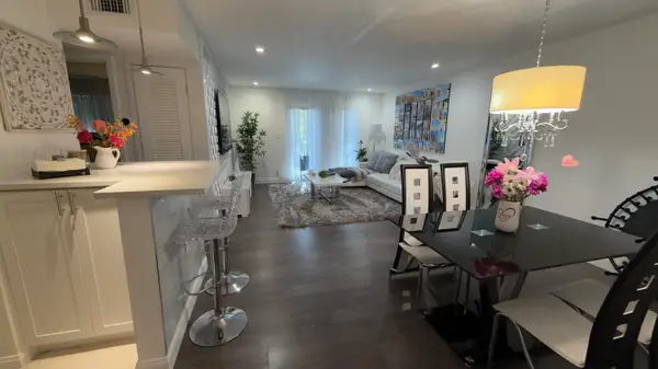 702 SE 2nd Avenue Se #405, Deerfield Beach, FL 33441