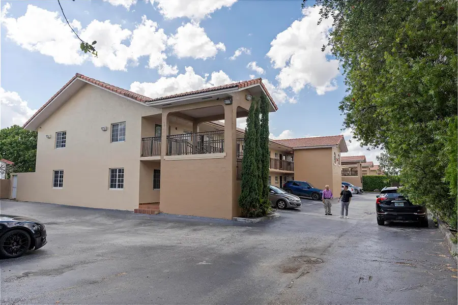 700 SE 9th Court #206, Hialeah, FL 33010 - #3