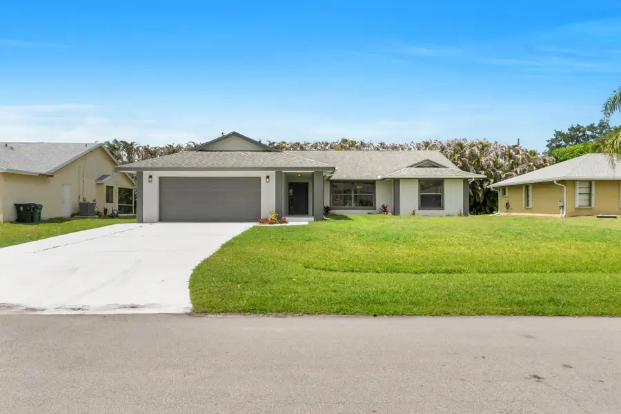 731 SE Majestic Terrace, Port Saint Lucie, FL 34983 - #2