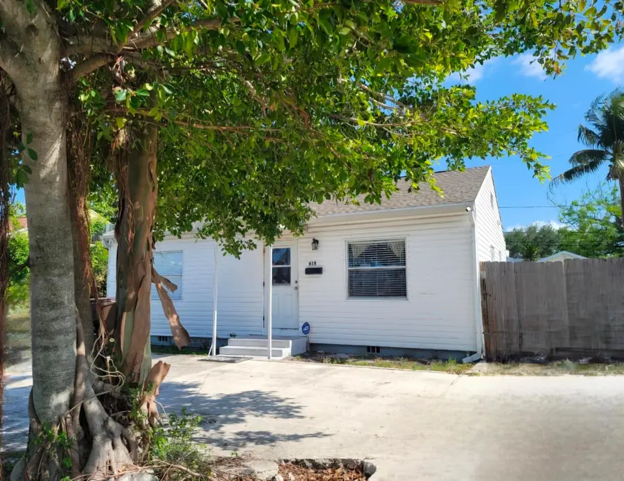 618 Hunter Street, West Palm Beach, FL 33405 - #2