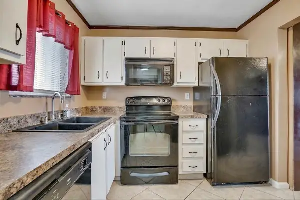 100 Waterway Drive S #209, Lantana, FL 33462