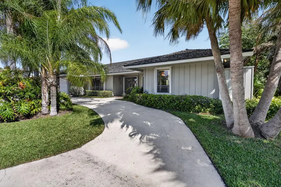 9055 SE Harbor Island Way, Hobe Sound, FL 33455 - #2