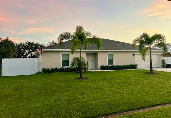 571 SW Lairo Avenue, Port St Lucie, FL 34953