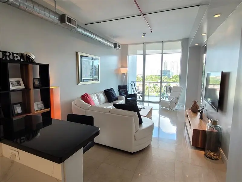 3029 NE 188th Street, Aventura, FL 33180 - #2