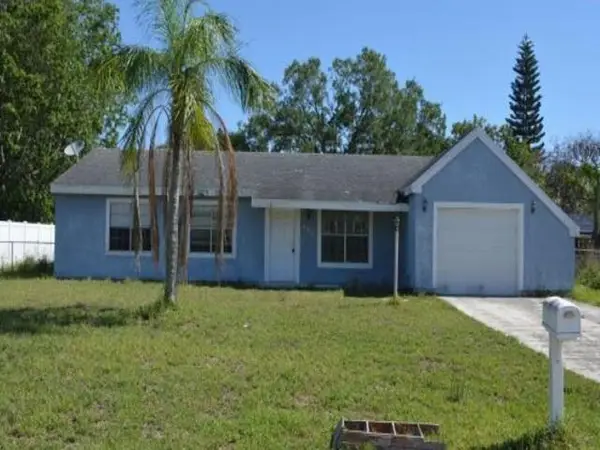 649 SW Everett Court, Port St Lucie, FL 34953