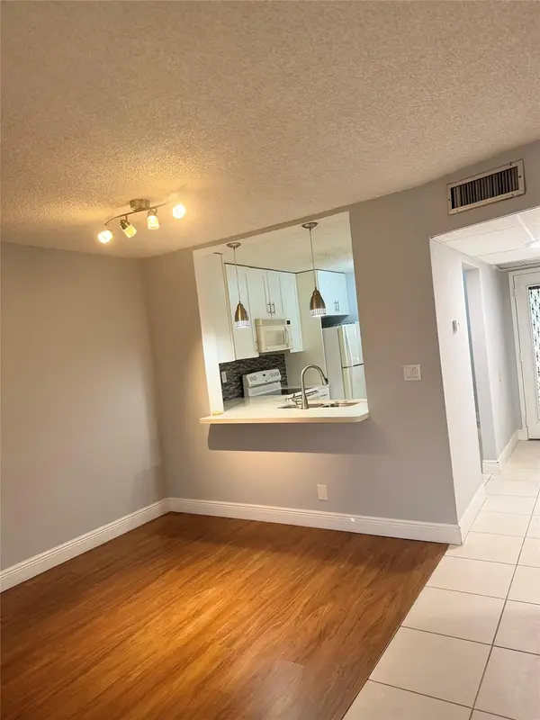 3000 NW 42nd Avenue #B201, Coconut Creek, FL 33066