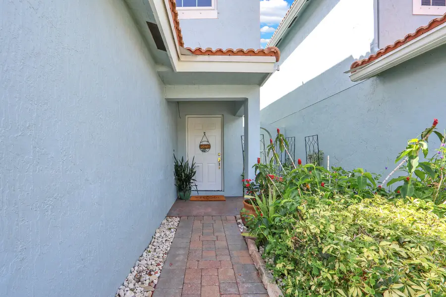 3300 Commodore Court, West Palm Beach, FL 33411 - #2