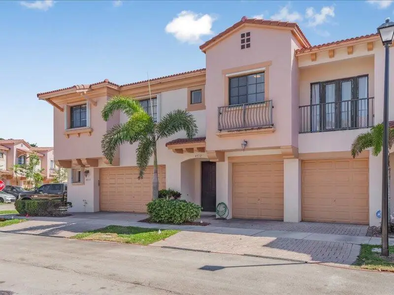 4712 Grand Cypress Circle N, Coconut Creek, FL 33073 - #3