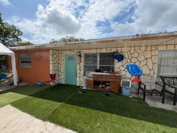 2696 SE Bonita Street, Stuart, FL 34997