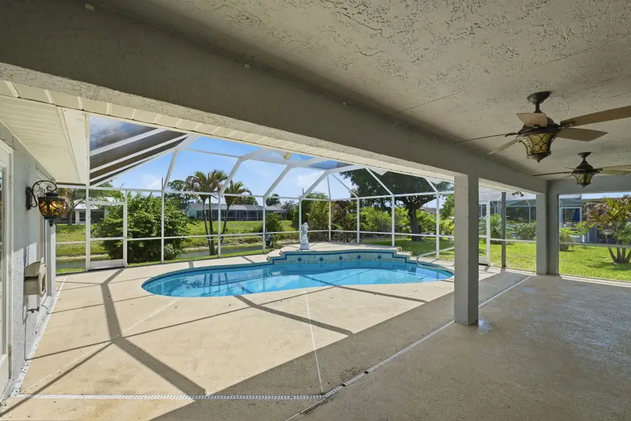 474 SW Carter Avenue, Port Saint Lucie, FL 34983 - #2