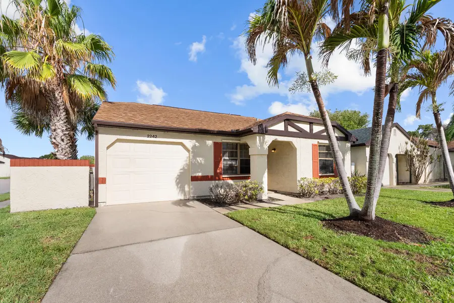 2242 SE Breckenridge Circle, Port Saint Lucie, FL 34952 - #2