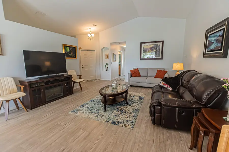 472 SW Talquin Lane, Port Saint Lucie, FL 34986 - #3