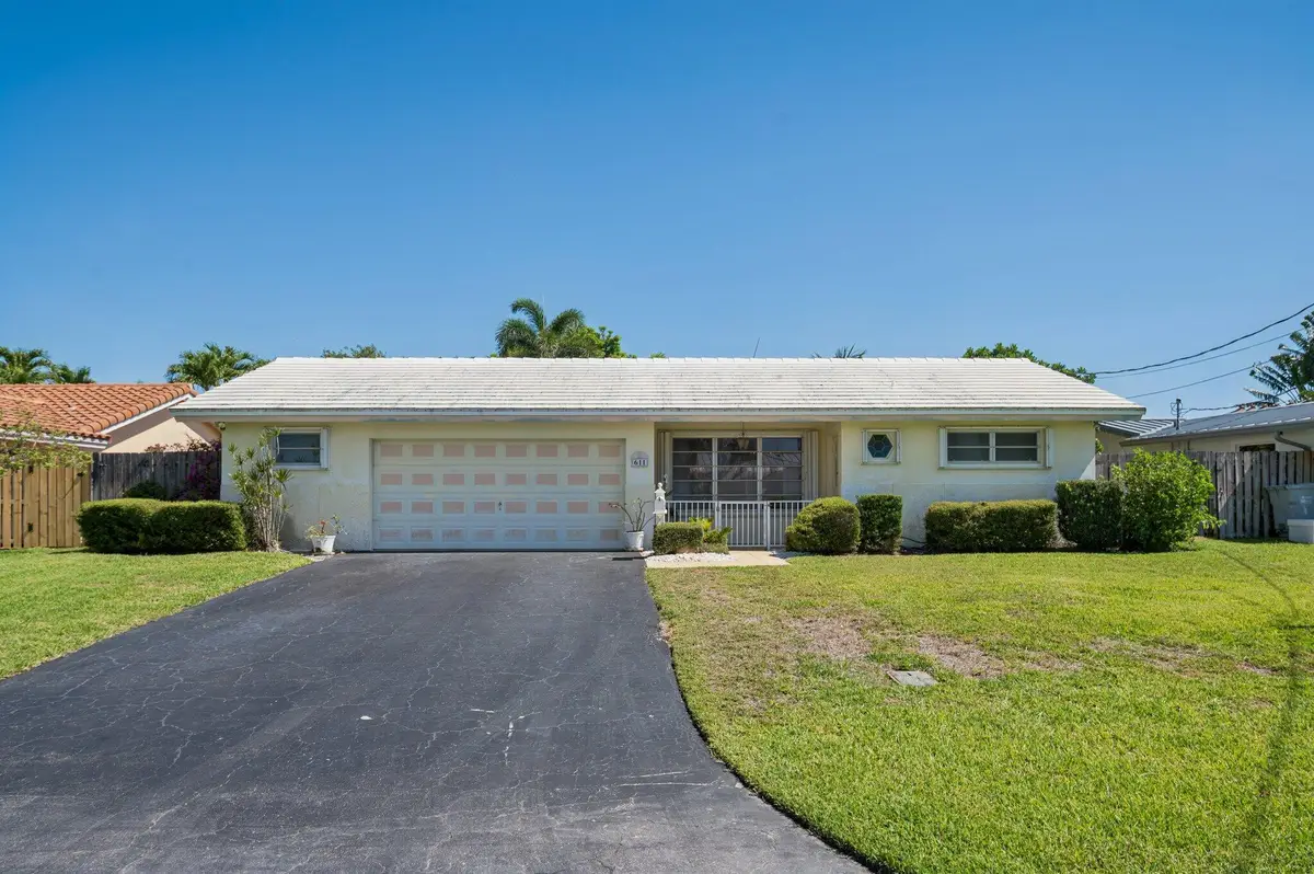 611 SE 11th Street, Pompano Beach, FL 33060 - #1