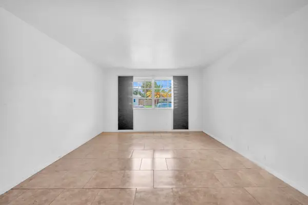 1851 NE 62nd Street #608, Fort Lauderdale, FL 33308
