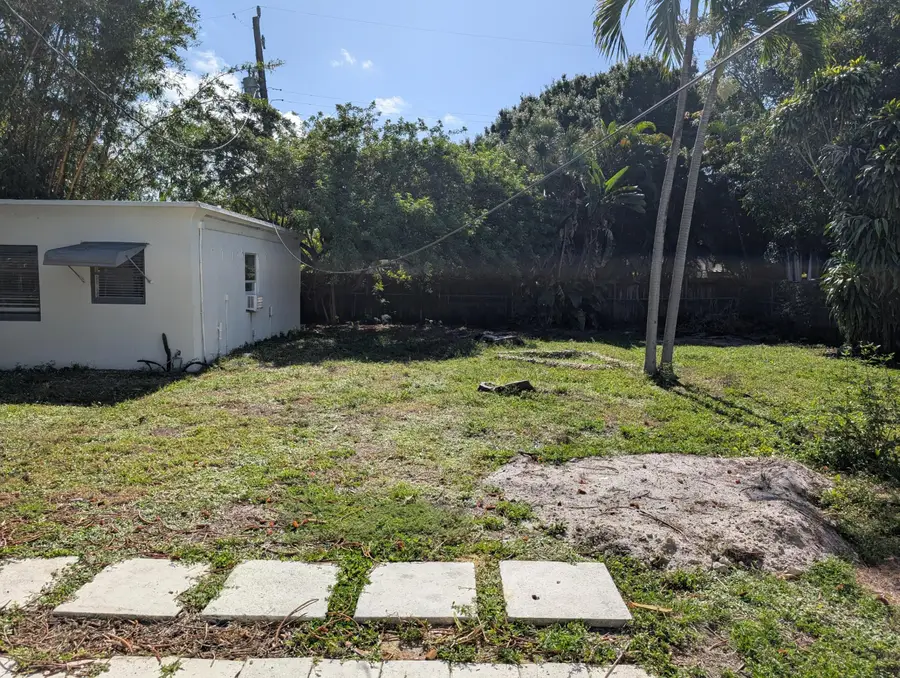 1420 NW 5th Avenue Nw, Fort Lauderdale, FL 33311 - #2