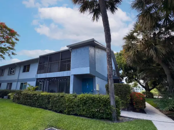 2737 S Oakland Forest Drive #202, Oakland Park, FL 33309
