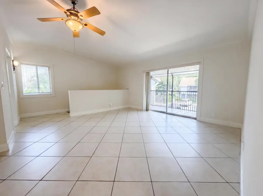 2737 S Oakland Forest Drive #202, Oakland Park, FL 33309 - #3