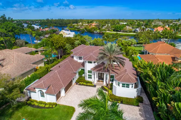 8709 SE Compass Island Way, Jupiter, FL 33458