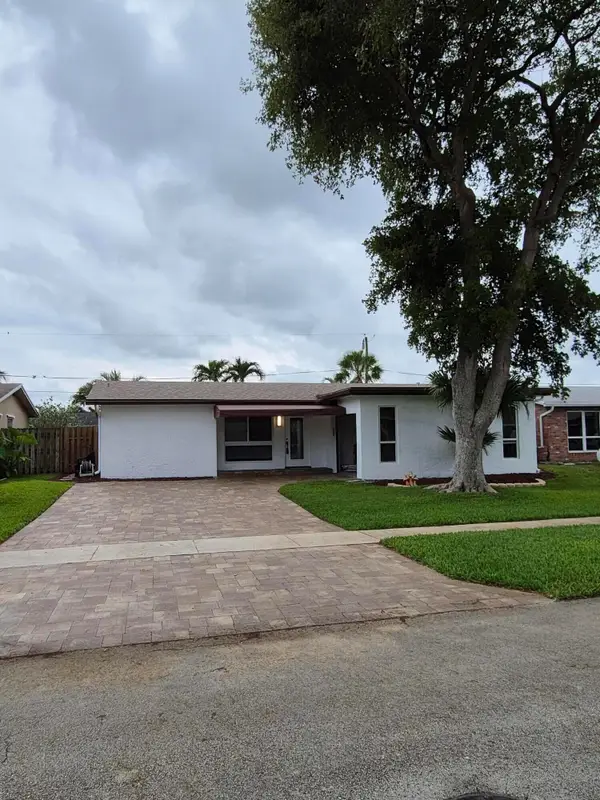 11320 NW 31st Street, Sunrise, FL 33323