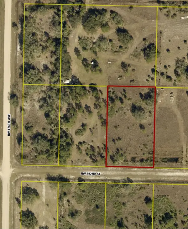 17483 NW 292nd Street, Okeechobee, FL 34972