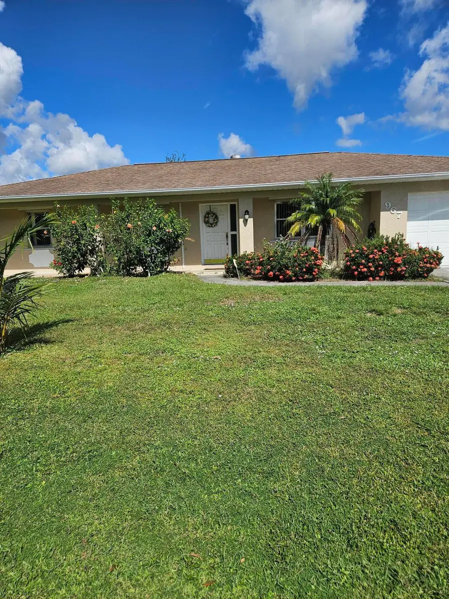967 SE Breakwater Avenue, Port Saint Lucie, FL 34983 - #2