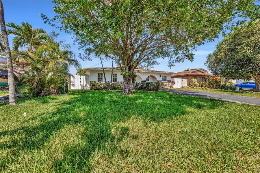 4641 SW 43rd Avenue, Dania Beach, FL 33314 - #2