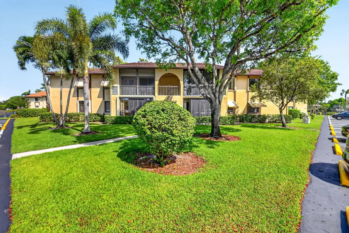 207 Pine Hov Circle #D2, Greenacres, FL 33463 - #1