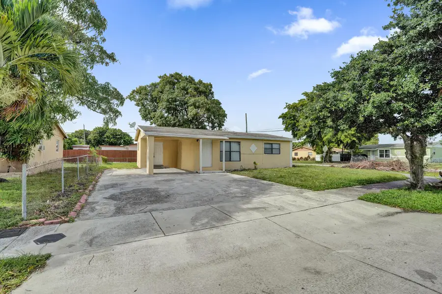 2901 NW 21st Street, Fort Lauderdale, FL 33311 - #3