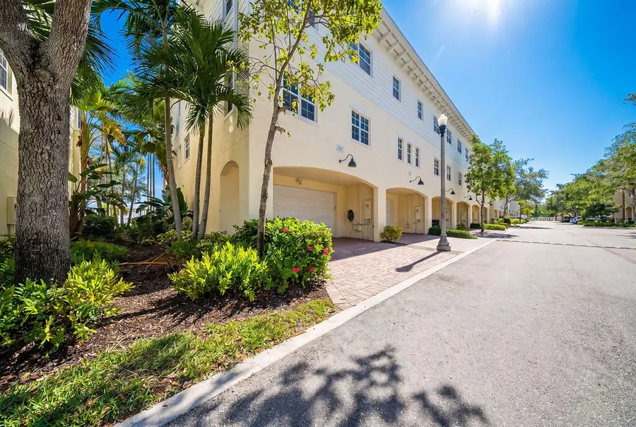 261 SW 6th Place, Pompano Beach, FL 33060 - #2