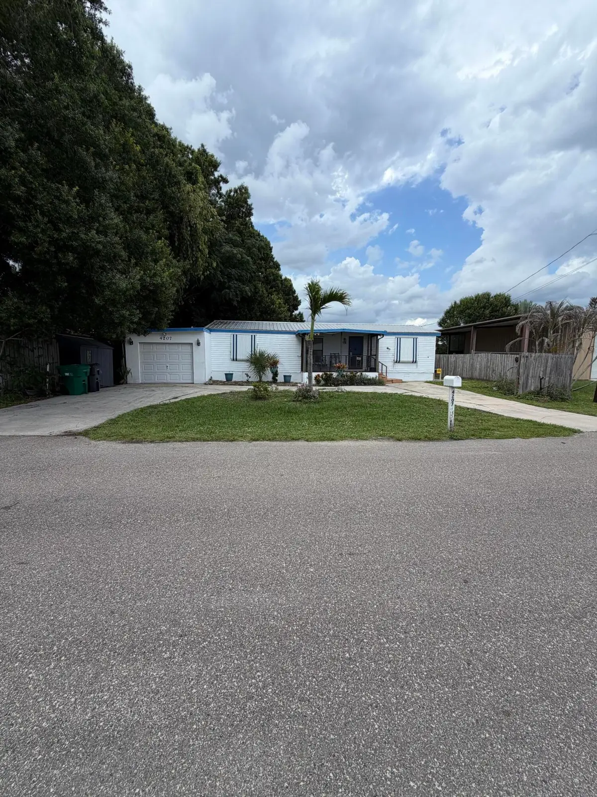 4207 SE 27th Street, Okeechobee, FL 34974 - #1