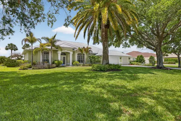2632 SW River Shore Drive, Port St Lucie, FL 34984