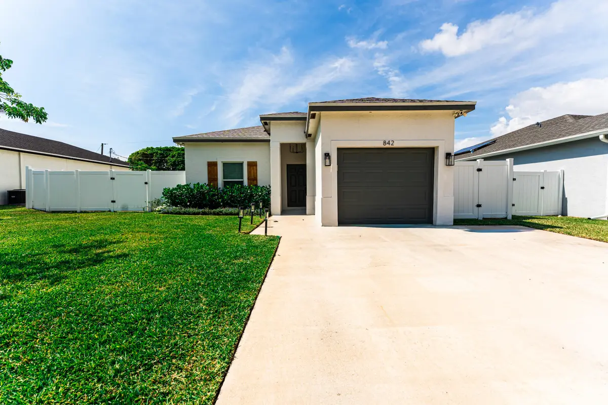 842 NW 9th Avenue, Boynton Beach, FL 33426 - #1