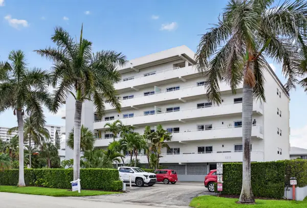 3212 NE 12th Street #Apt 204, Pompano Beach, FL 33062