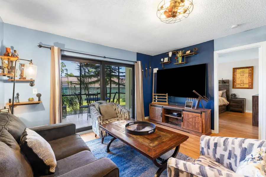 1201 SE Parkview Place #G4, Stuart, FL 34994 - #3