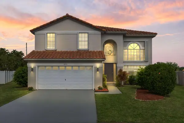 8593 Windy Circle, Boynton Beach, FL 33472