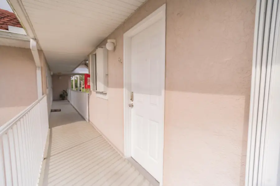 300 Grand Royale Circle #204, Vero Beach, FL 32962 - #2
