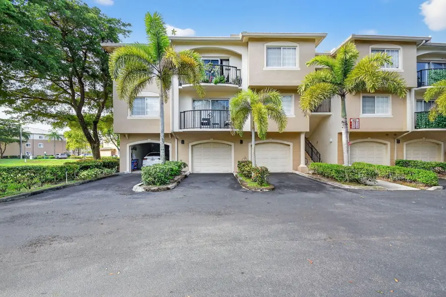 600 Crestwood Court N #607, Royal Palm Beach, FL 33411 - #2